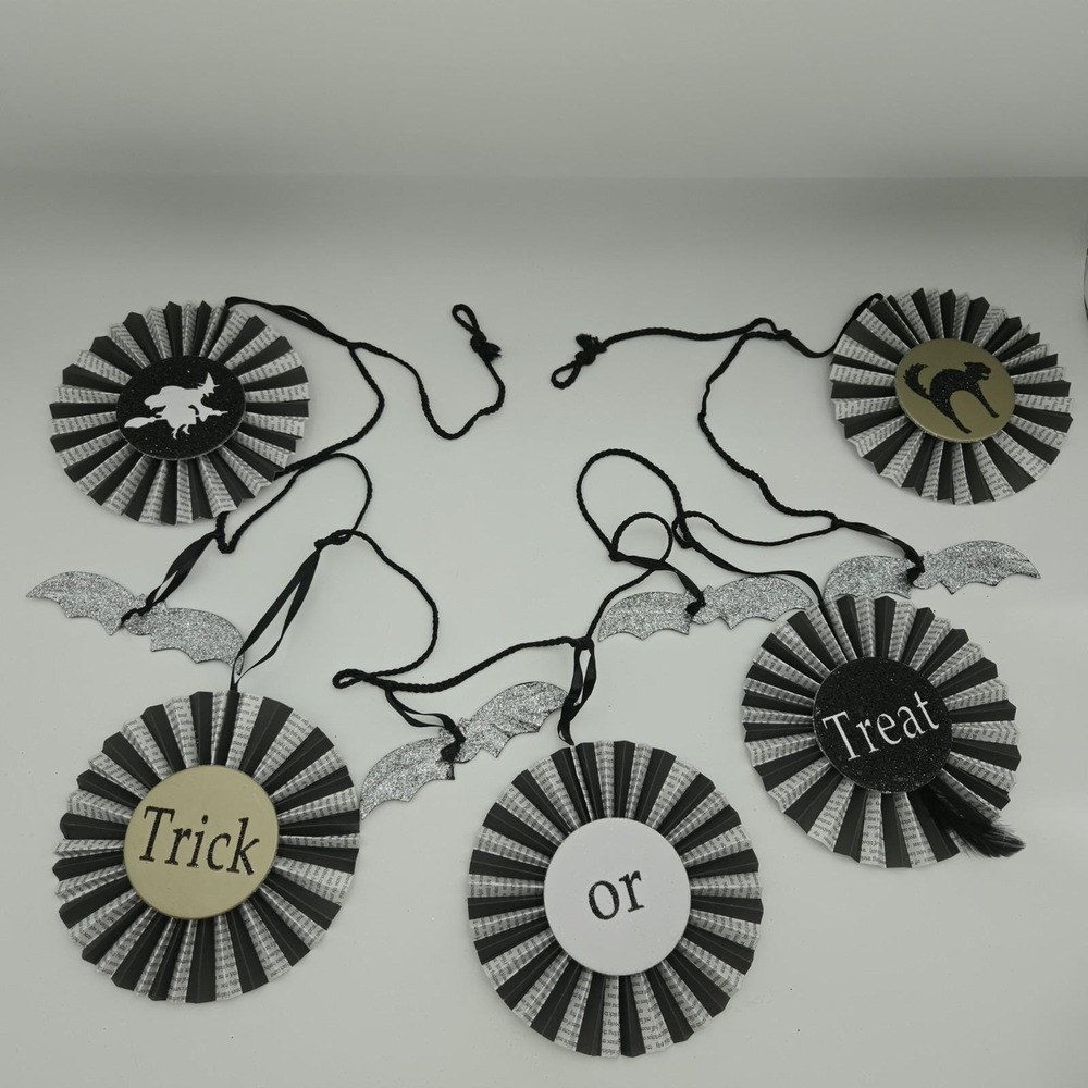 Vintage Bethany Lowe "Trick or Treat" Garland Halloween Decor Paper Rosettes 75"